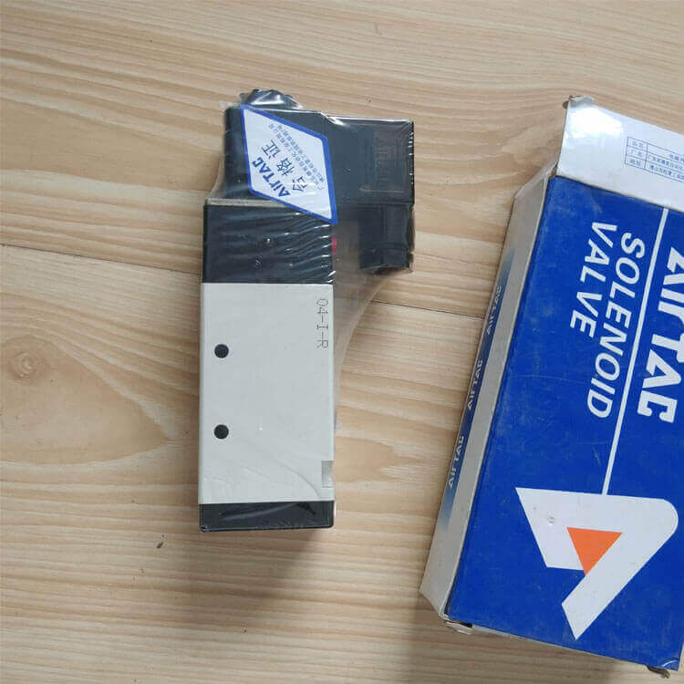 Solenoid Valve For Semi-Trailer / Different Voltages - Gas Accessories - 6